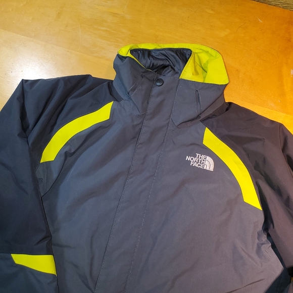 The North Face Hyvent Jacket Size Medium - Picture 2 of 7